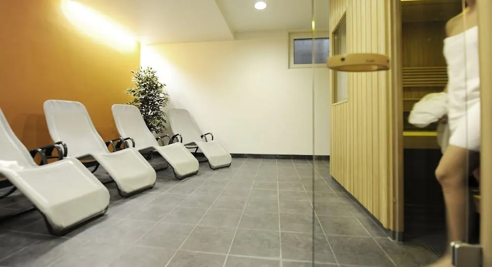 Heinhotel Vienna Airport Schwechat 4*,  Austria